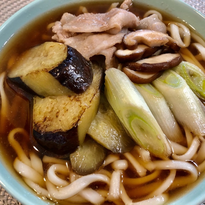 あたたまる♫トロッと茄子と豚肉の具沢山温うどん